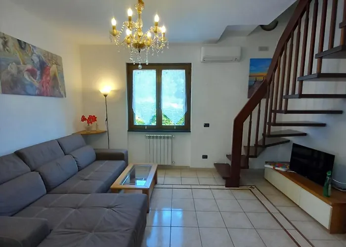 Casa Tora Viletta A Schiera