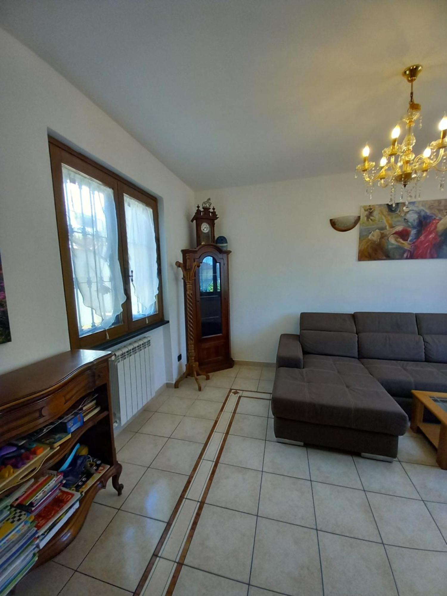 Casa Tora Viletta A Schiera Holiday home