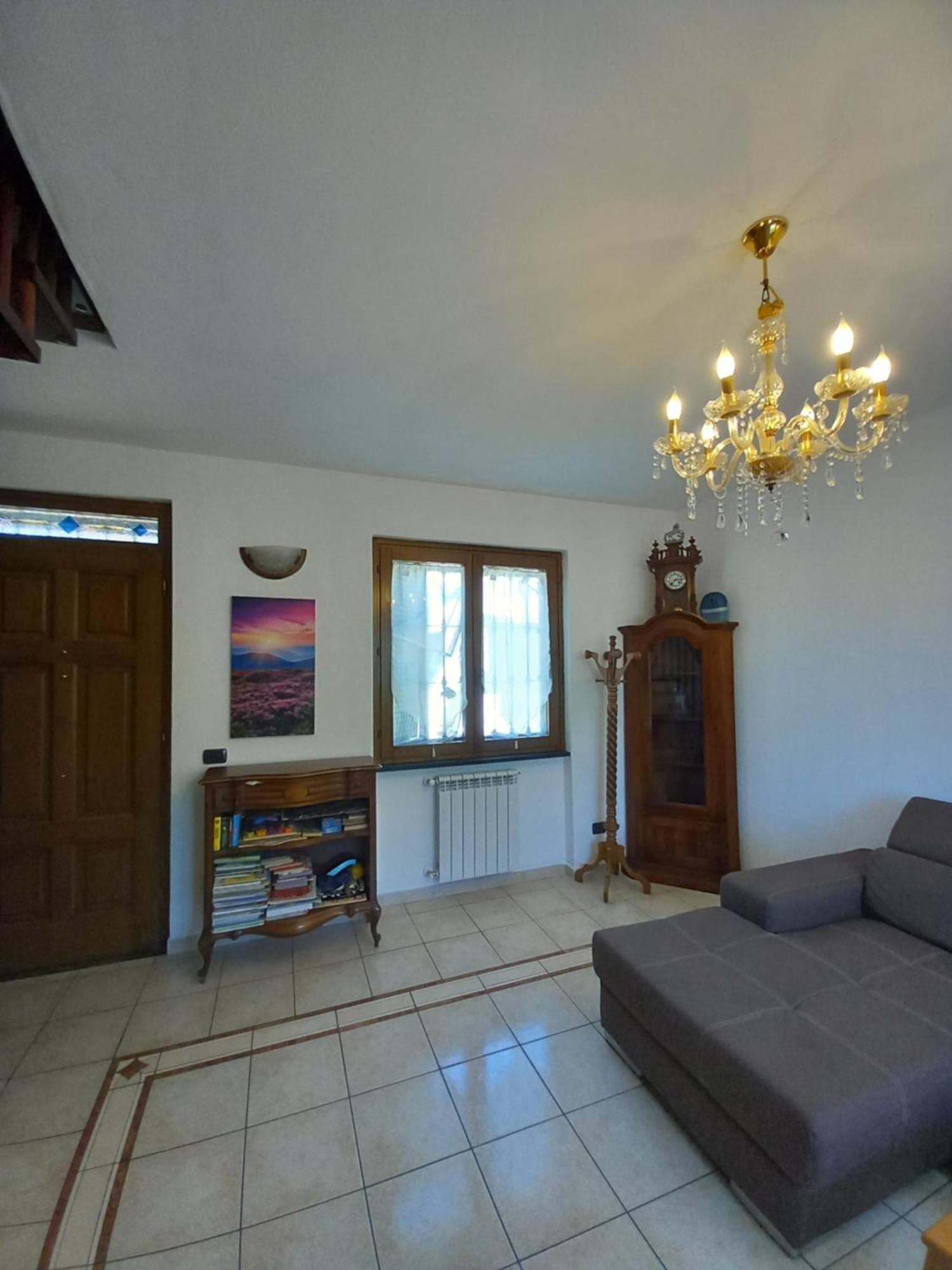 Casa Tora Viletta A Schiera Holiday home *